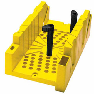 Купити Стусло з полістиролу з фіксаторами STANLEY 1-20-112. Офіційний магазин Toolmaster Україна. Фірмовий інструмент та обладнання, офіційна гарантія