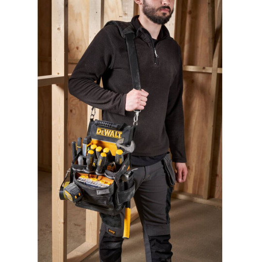 Купити Сумка відкритого типу системи TSTAK DeWALT DWST83541-1. Офіційний магазин Toolmaster Україна. Фірмовий інструмент та обладнання, офіційна гарантія