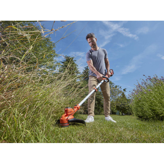 Купити Триммер аккумуляторный бесщеточный BLACK+DECKER BCSTA536L1. Официальный магазин Toolmaster Украина. Фирменный инструмент и оборудование, официальная гарантия