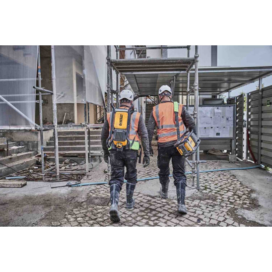 Купити Вібратор-наплічник глибинний акумуляторний POWERSHIFT DeWALT DCPS310N. Офіційний магазин Toolmaster Україна. Фірмовий інструмент та обладнання, офіційна гарантія