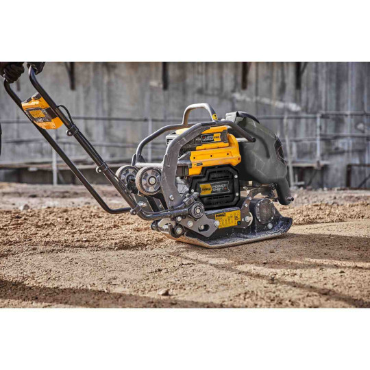 Купити Виброплита прямоходная аккумуляторная POWERSHIFT DeWALT DCPS7154N. Официальный магазин Toolmaster Украина. Фирменный инструмент и оборудование, официальная гарантия