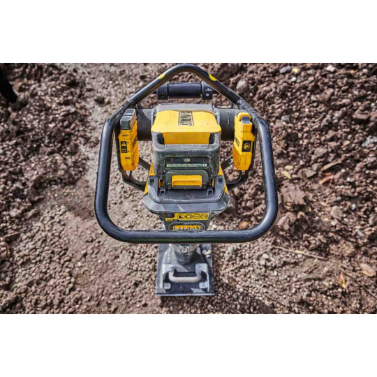 Купити Вібротрамбовка акумуляторна POWERSHIFT DeWALT DCPS660N. Офіційний магазин Toolmaster Україна. Фірмовий інструмент та обладнання, офіційна гарантія