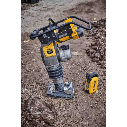 Купити Вібротрамбовка акумуляторна POWERSHIFT DeWALT DCPS660N. Офіційний магазин Toolmaster Україна. Фірмовий інструмент та обладнання, офіційна гарантія