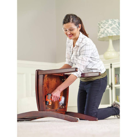 Купити Викрутка-ліхтар акумуляторна BLACK+DECKER BDCSFS30C. Офіційний магазин Toolmaster Україна. Фірмовий інструмент та обладнання, офіційна гарантія