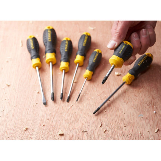 Купити Отвертка Cushion Grip под шлиц Pz2 с длиной жала 45 мм STANLEY STHT16196-0. Официальный магазин Toolmaster Украина. Фирменный инструмент и оборудование, официальная гарантия