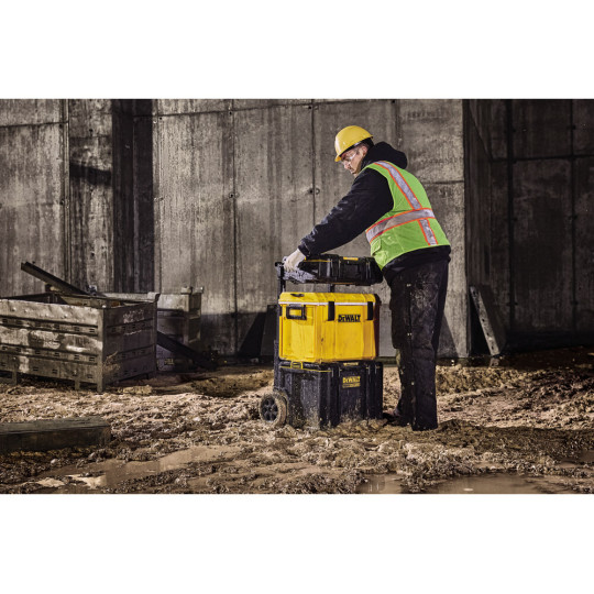 Купити Ящик-тележка TOUGHSYSTEM 2.0 DeWALT DWST83295-1. Официальный магазин Toolmaster Украина. Фирменный инструмент и оборудование, официальная гарантия