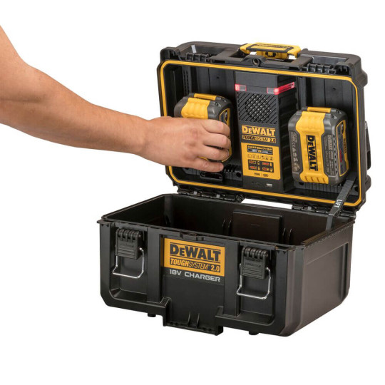 Купити Зарядное устройство-BOX DeWALT DWST83471. Официальный магазин Toolmaster Украина. Фирменный инструмент и оборудование, официальная гарантия