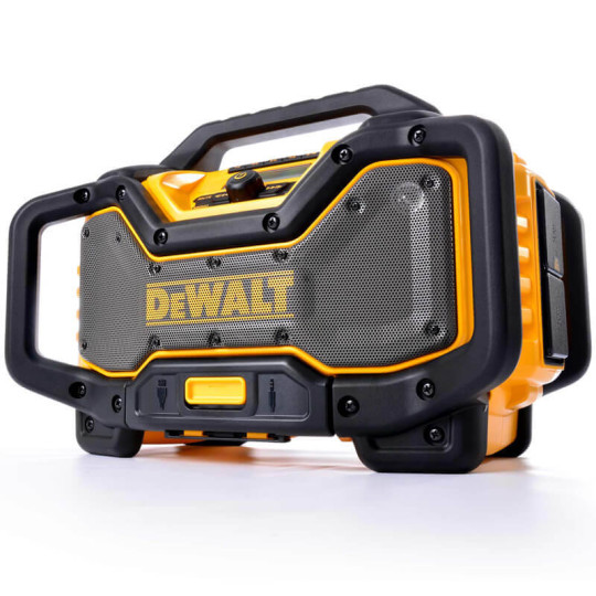 Купити Зарядний пристрій-радіоприймач DeWALT DCR027. Офіційний магазин Toolmaster Україна. Фірмовий інструмент та обладнання, офіційна гарантія